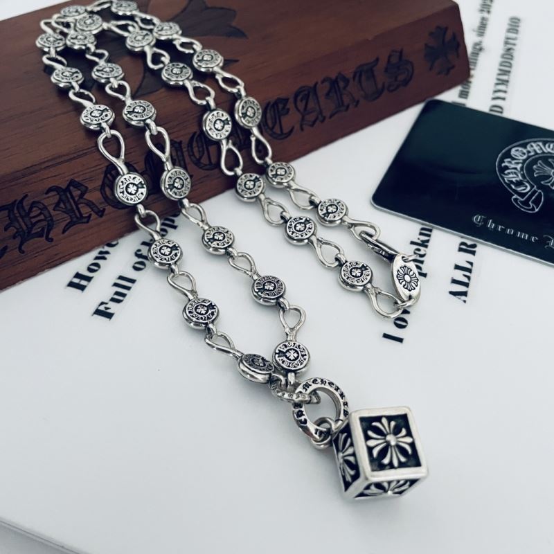 Ch**me He**ts necklaces